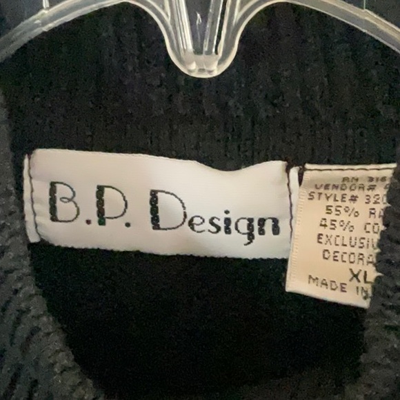 Elegant Black Floral Holiday Sweater - Picture 2 of 9